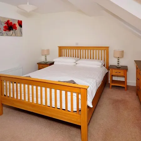 Semi-detached House - Eir02136-f